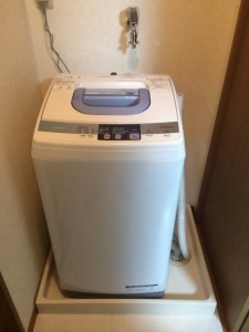 防水パン別に見る洗濯機を設置する為の排水ホース取り付け方