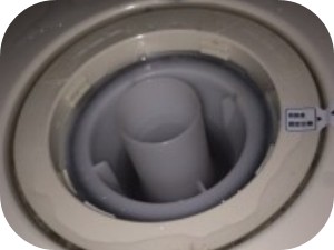 超簡単！洗濯機の排水口つまりを解消する手順